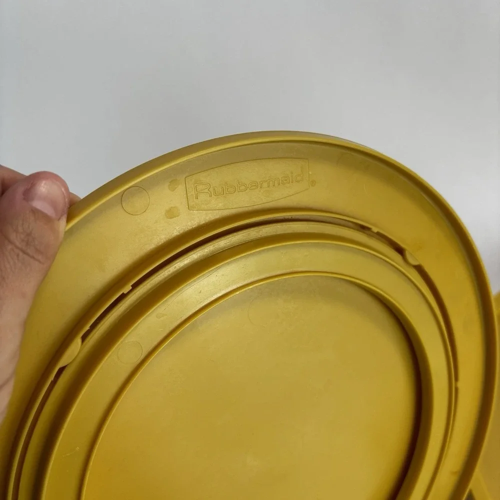 Vintage Rubbermaid Lazy Susans (2) 10.5